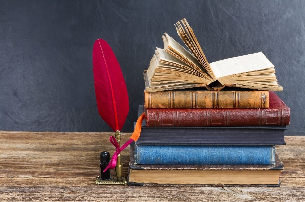 concepto-literatura-libros-min-1